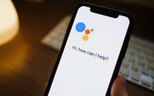 Sprachsteuerung mit Google Assistant: So richten Sie Ihr Gerät ein